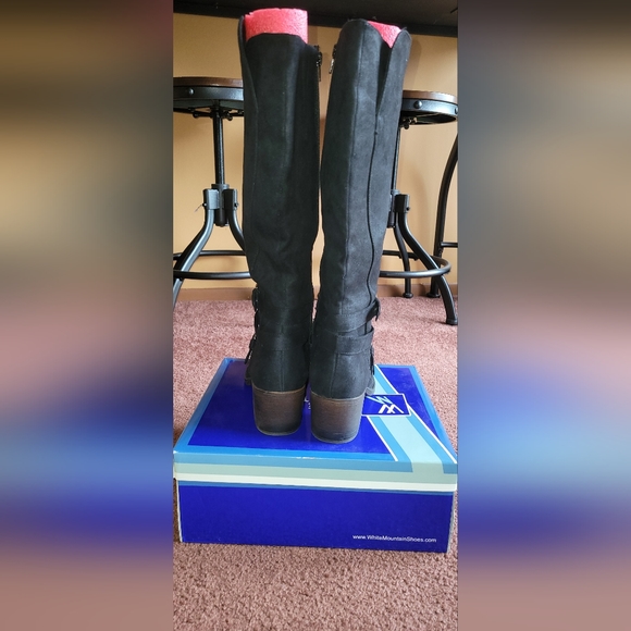 Tall White Mountain Boots - Picture 2 of 11